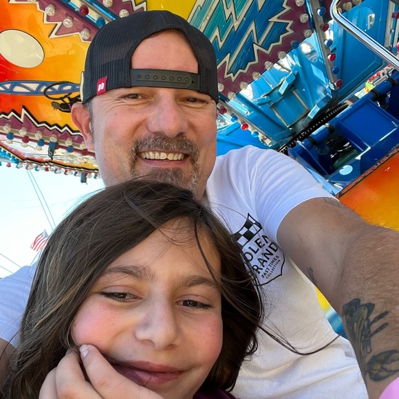 Meet your Posher, Michal - Picture 2 of 4